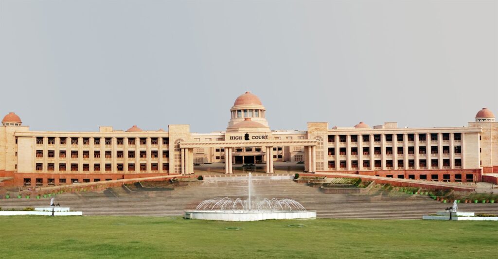 Lucknow Bench